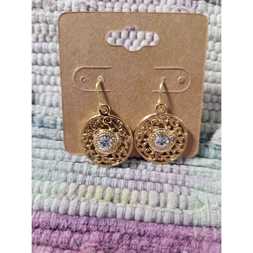 (3 For $15)~Joma~ Goldtone Round Dangle Earrings With Australian Crystal- Nwt